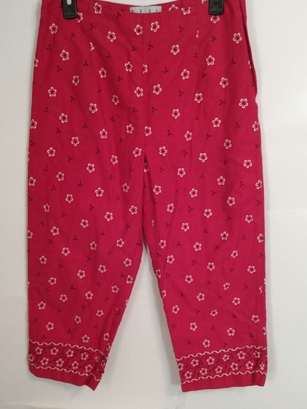 Vtg Cotton Red Daisy Floral Clamdiggers Capri Mcm Pants
